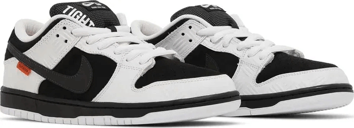 Nike Dunk Low SB x Tightbooth